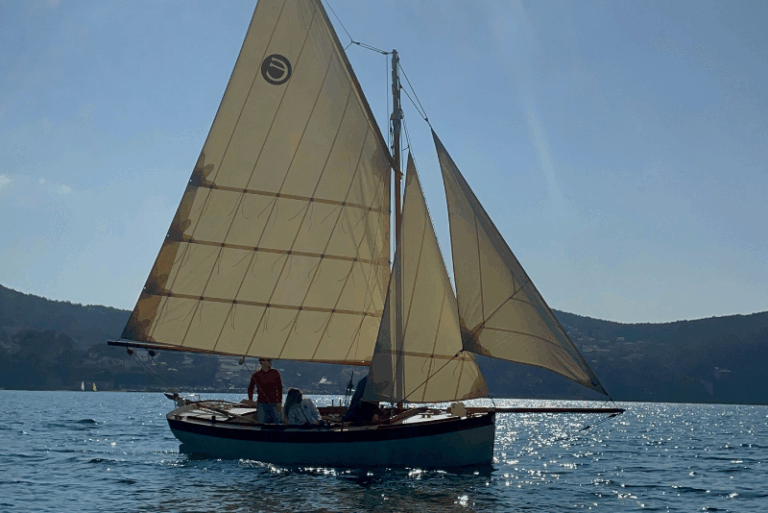 Du plan à la mise à l’eau : Vent d’Ouest signe son premier voilier neuf sur plans François Vivier