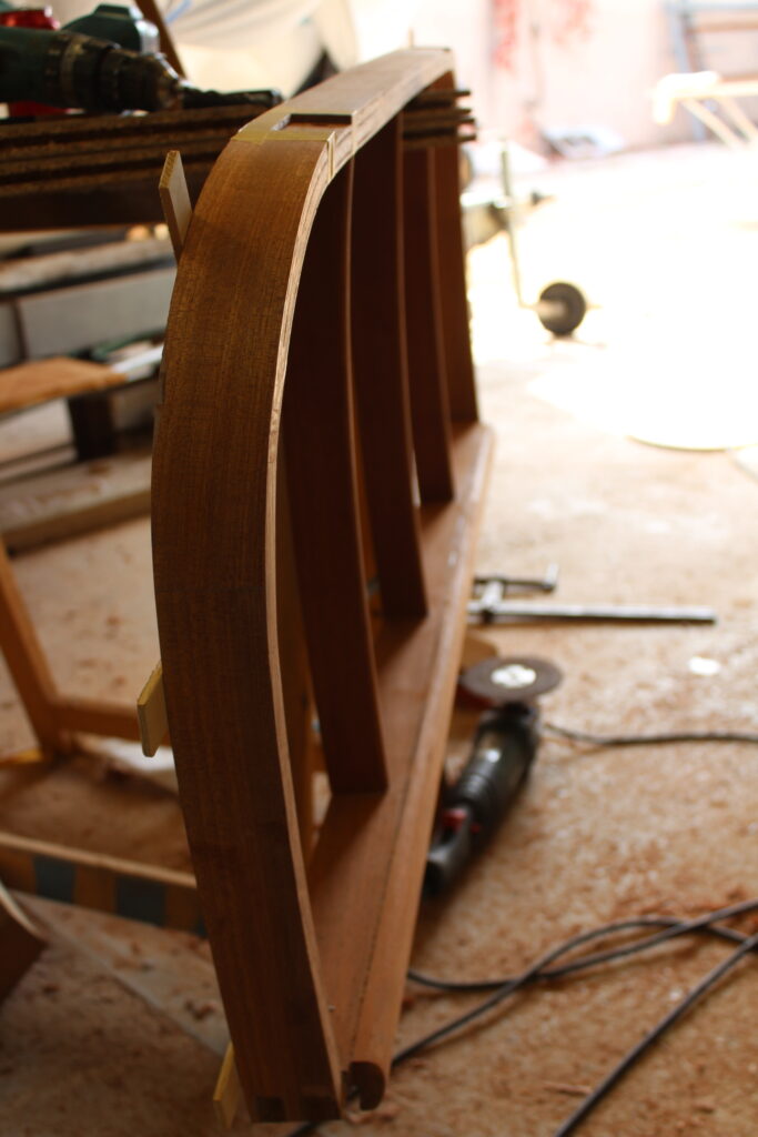 Riva Super Ariston restaurer une légende du canot automobile à Cassis par Vent d'Ouest chantier naval (2)