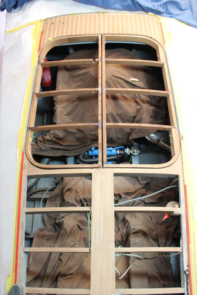 Riva Super Ariston restaurer une légende du canot automobile à Cassis par Vent d'Ouest chantier naval (3)